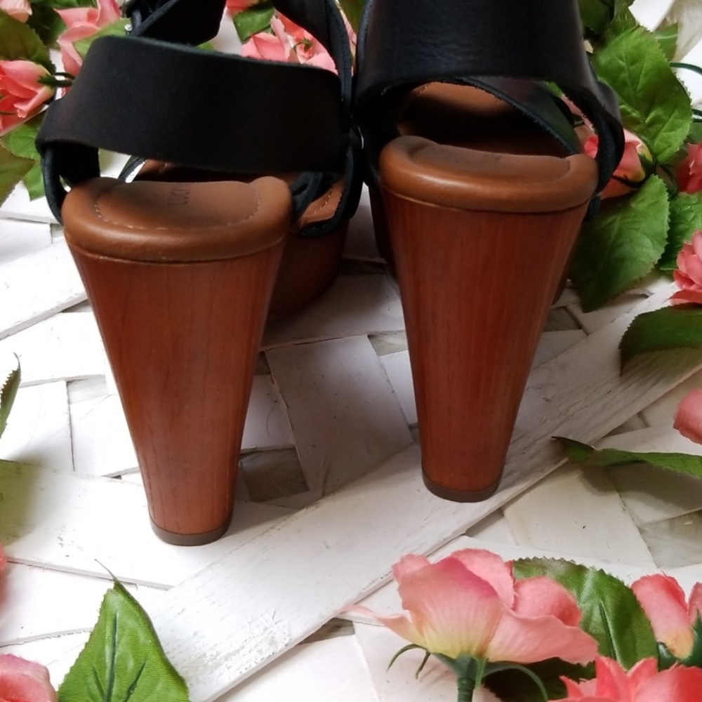 Lucky Brand sz 9.5 Black Leather Sandal Heels - Picture 3 of 7